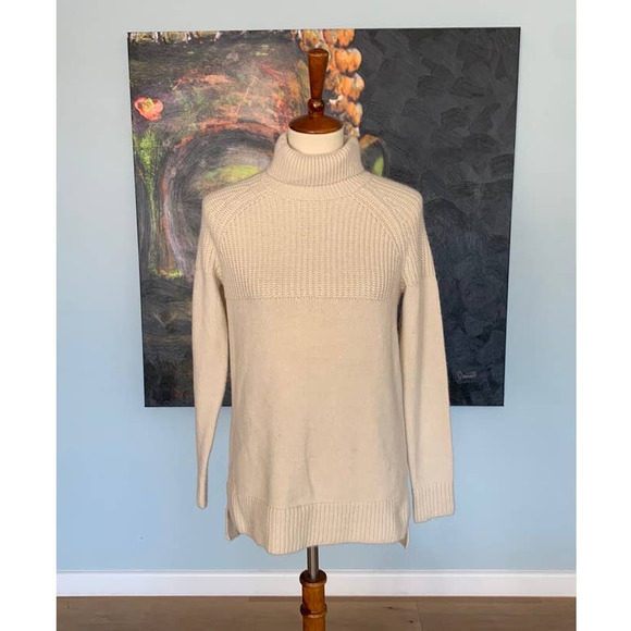 NWT Caslon Knit ribbed Turtleneck tunic sweater XS in the color Beige Beach - Picture 1 of 4